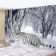 Wandbehang Tiger & verschneiter Wald